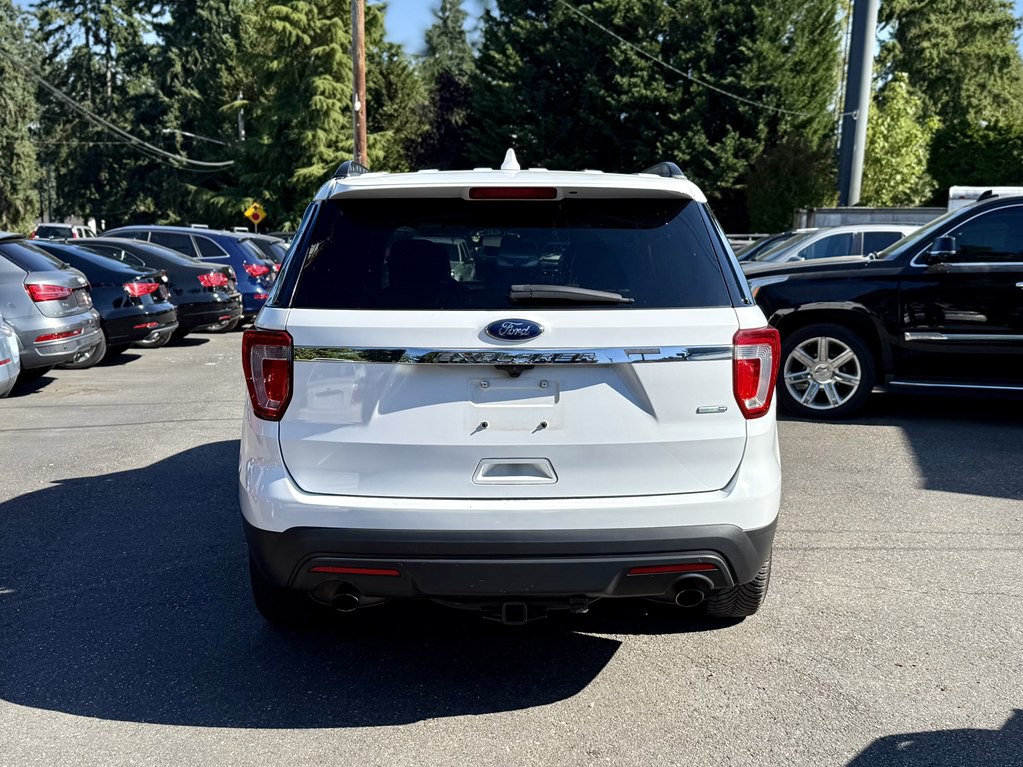 2017 Ford Explorer Image 5