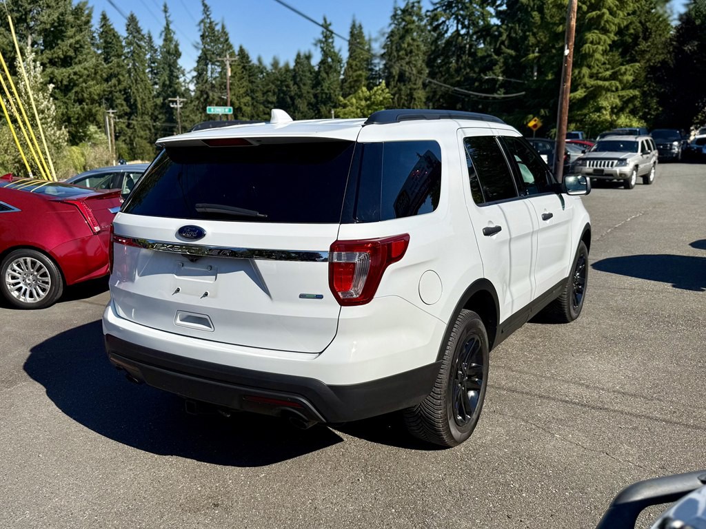 2017 Ford Explorer Image 6