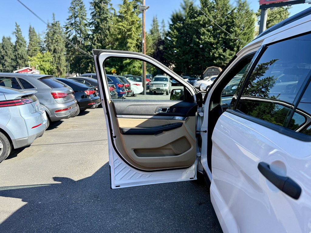 2017 Ford Explorer Image 26