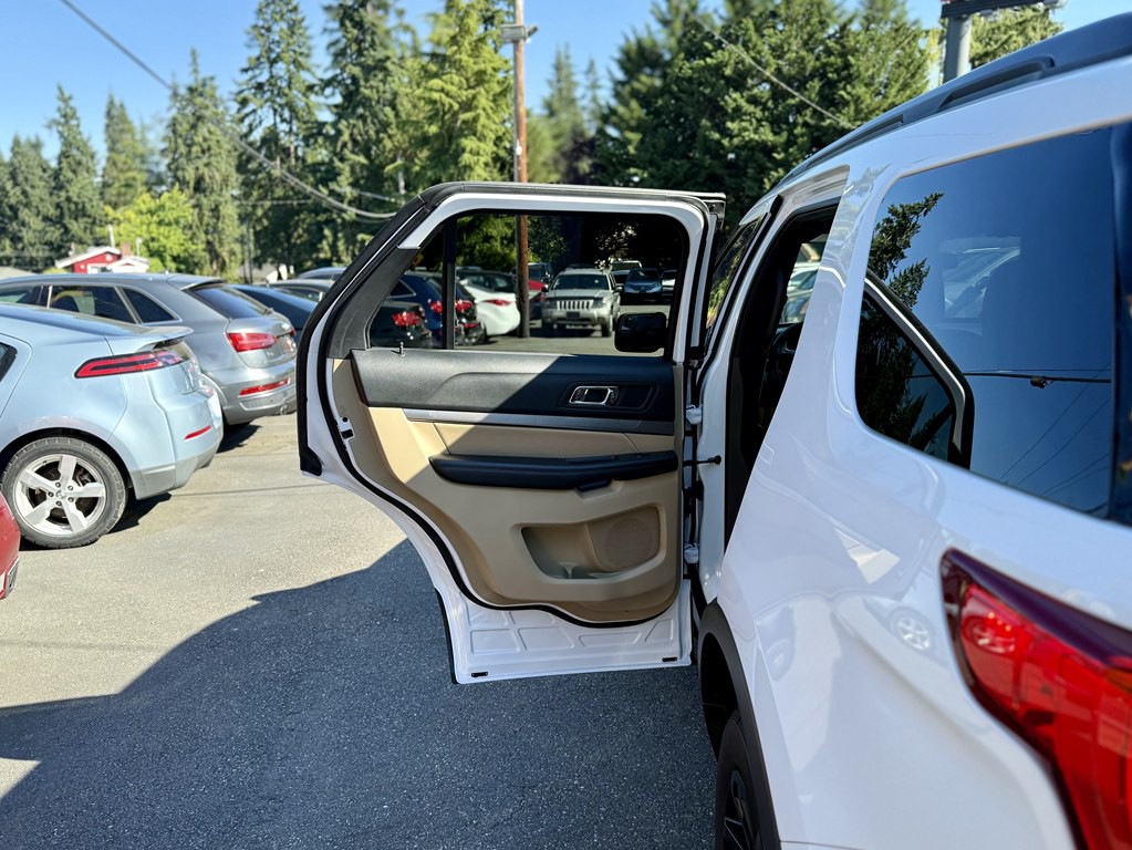 2017 Ford Explorer Image 27