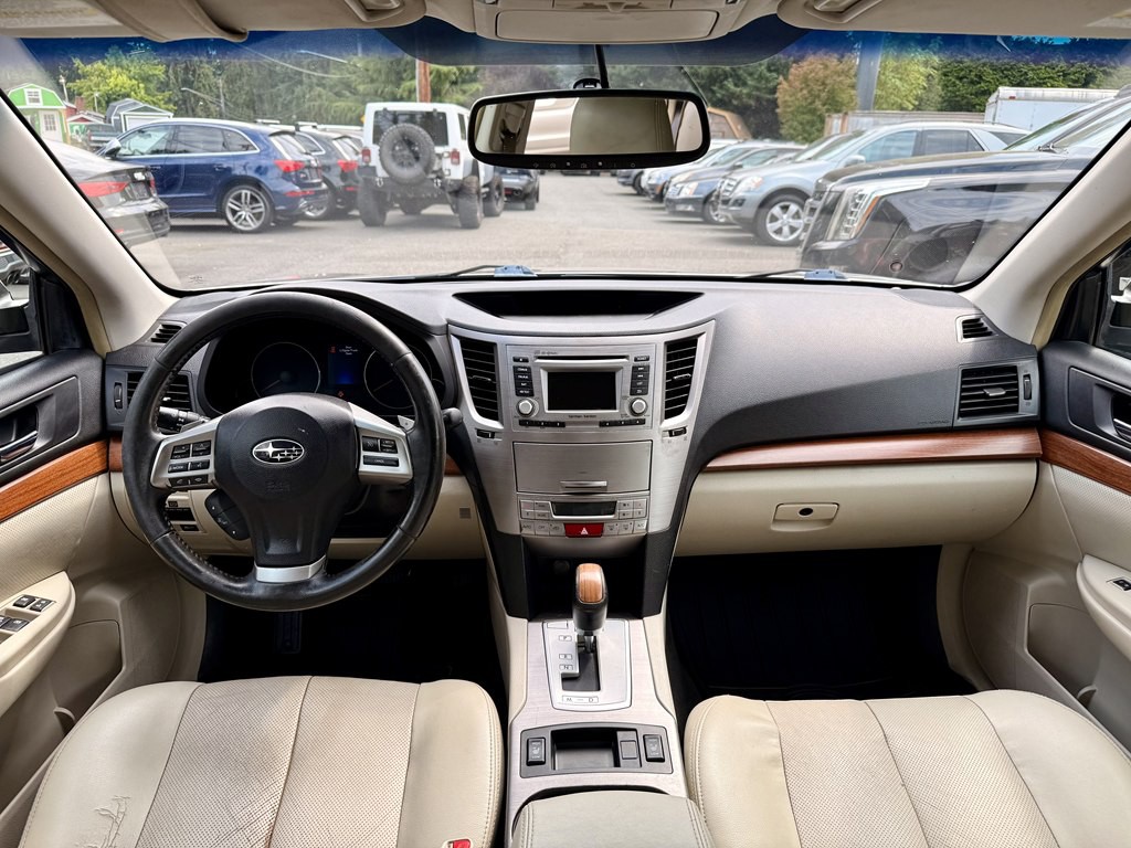 2014 Subaru Outback Image 15
