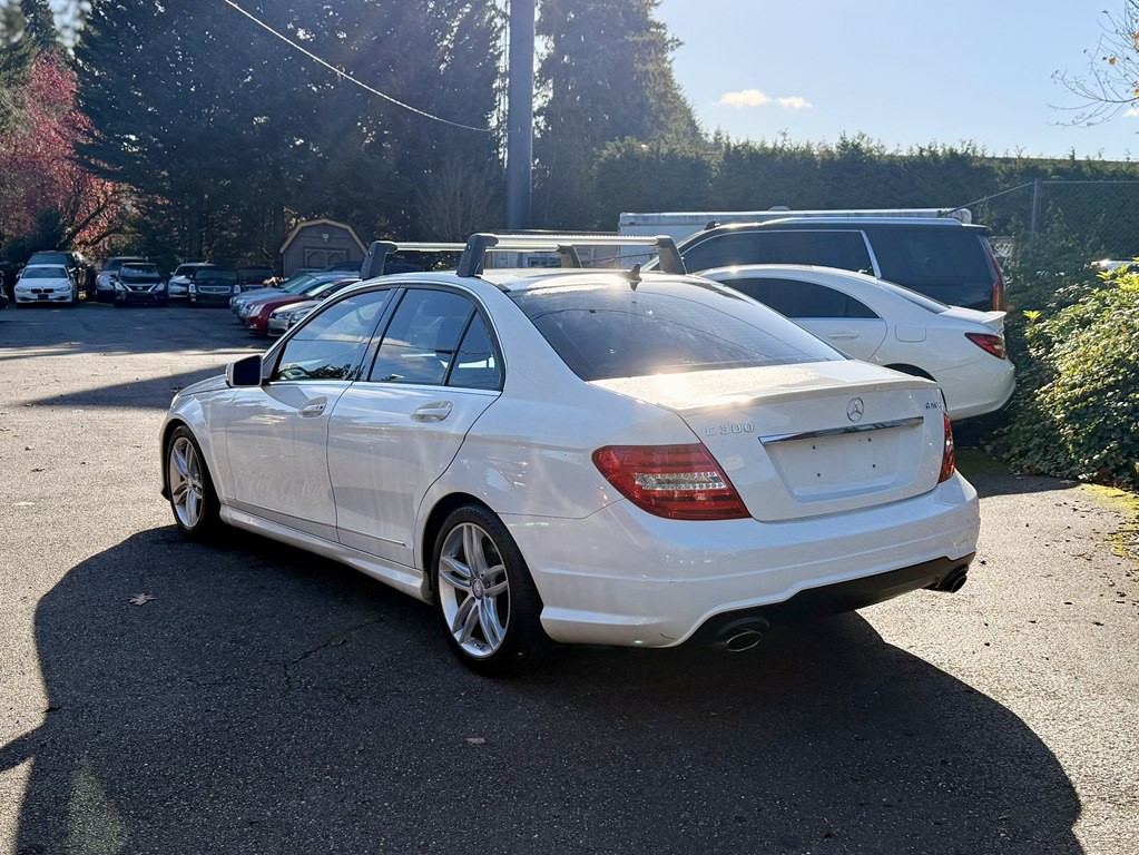 2012 Mercedes-Benz C-Class Image 4