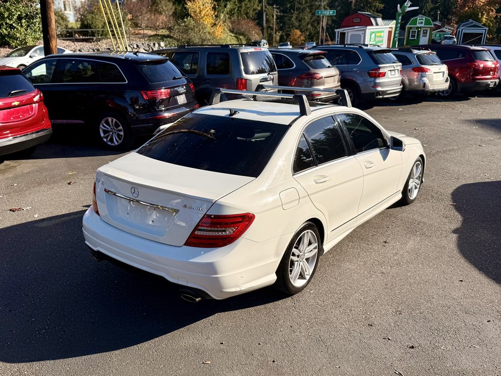 2012 Mercedes-Benz C-Class Image 6