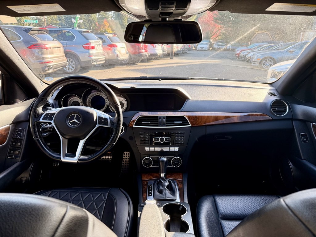 2012 Mercedes-Benz C-Class Image 15