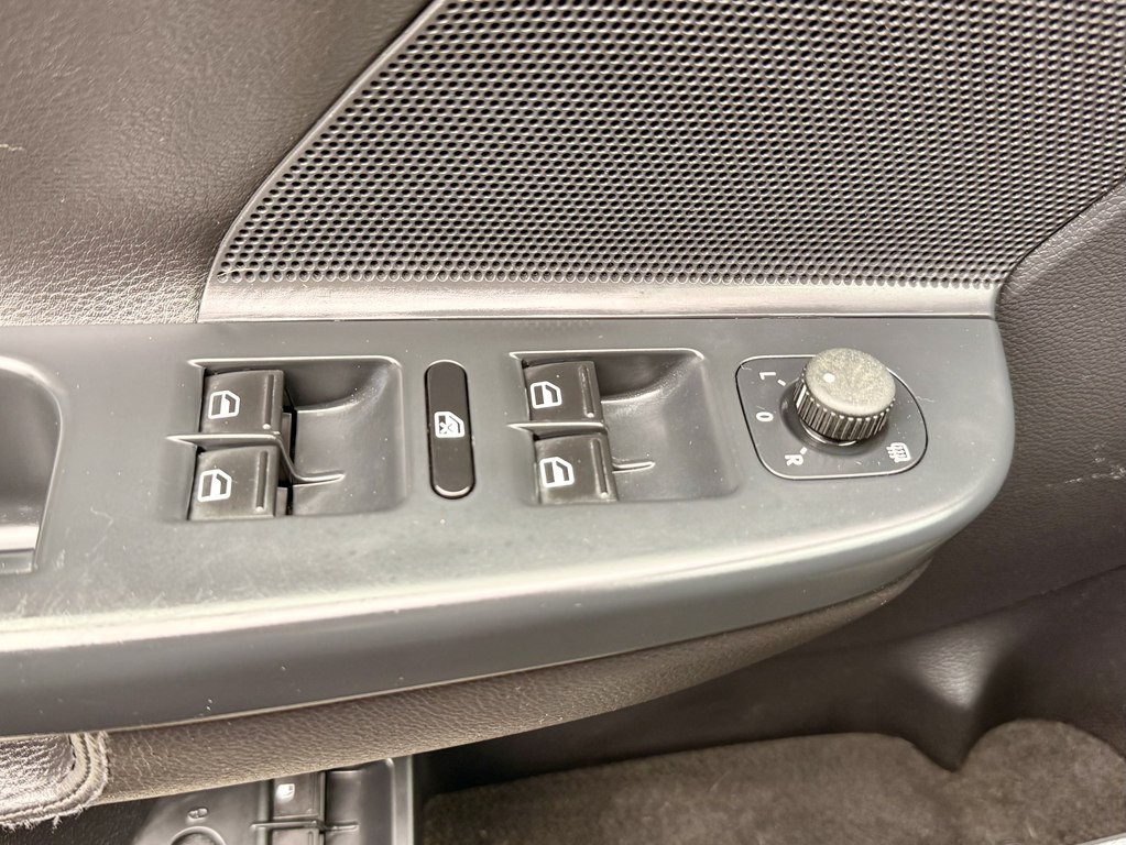 2010 Volkswagen Jetta Image 19