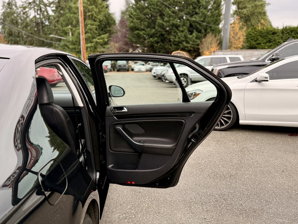 2010 Volkswagen Jetta Image 23