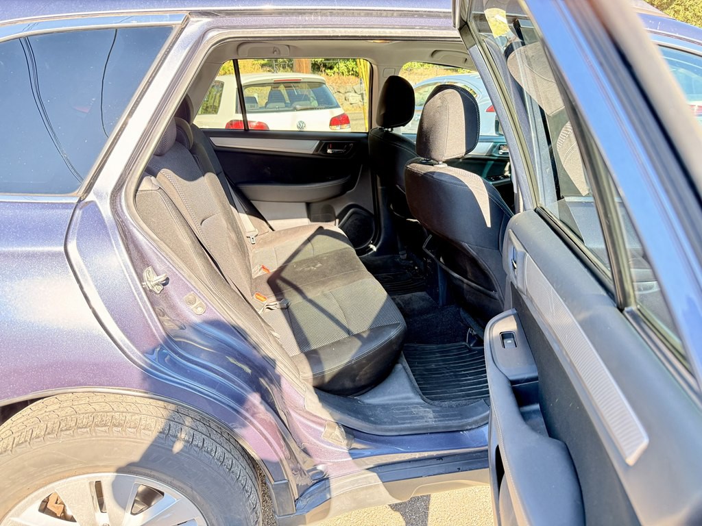 2015 Subaru Outback Image 13