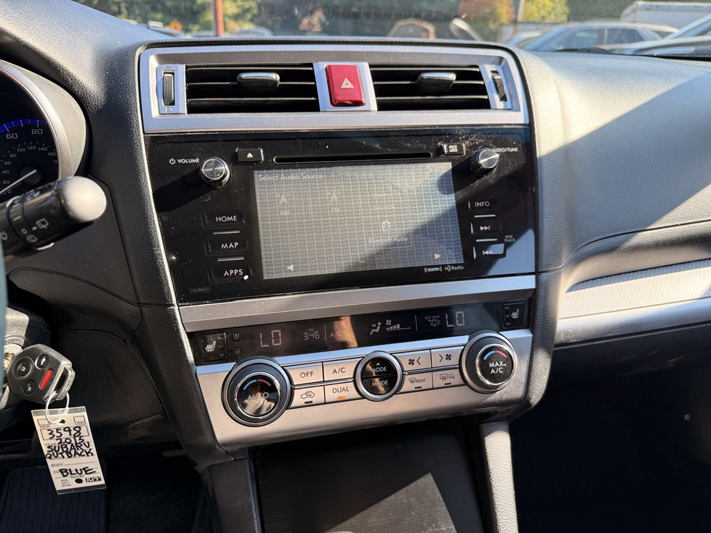 2015 Subaru Outback Image 18