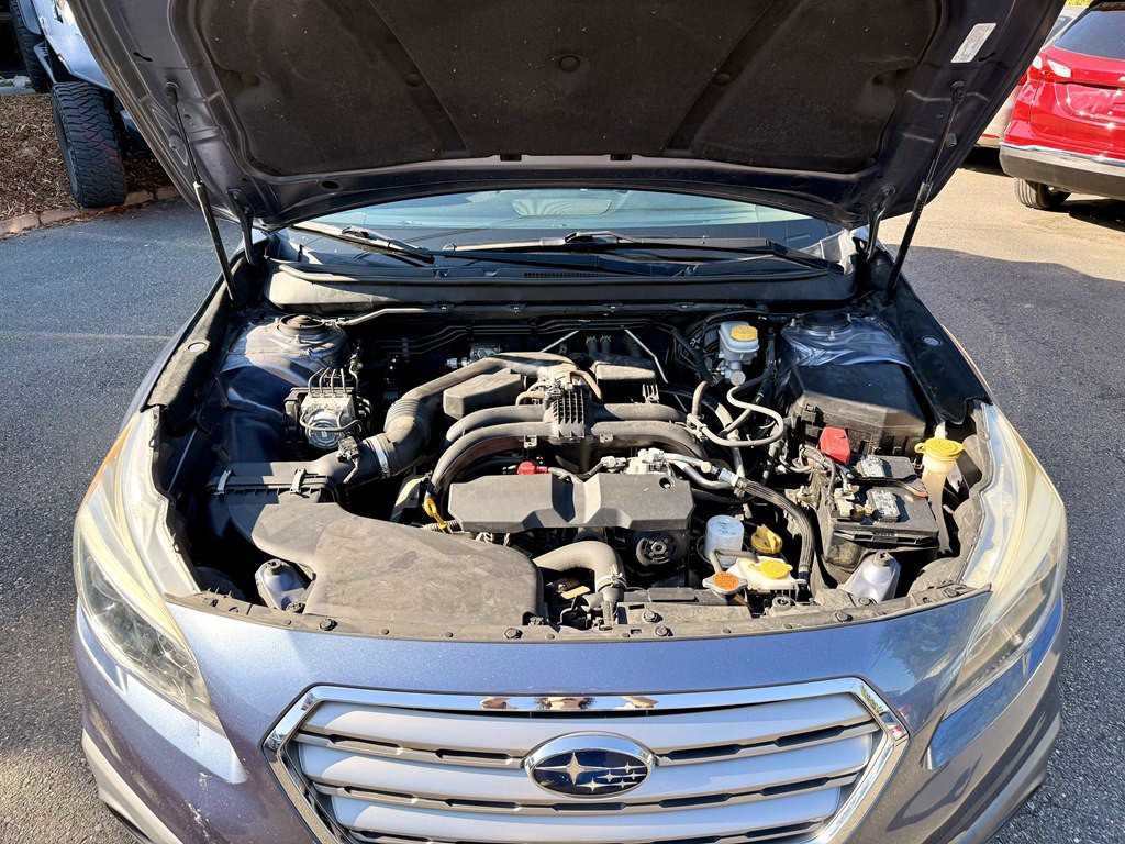 2015 Subaru Outback Image 32
