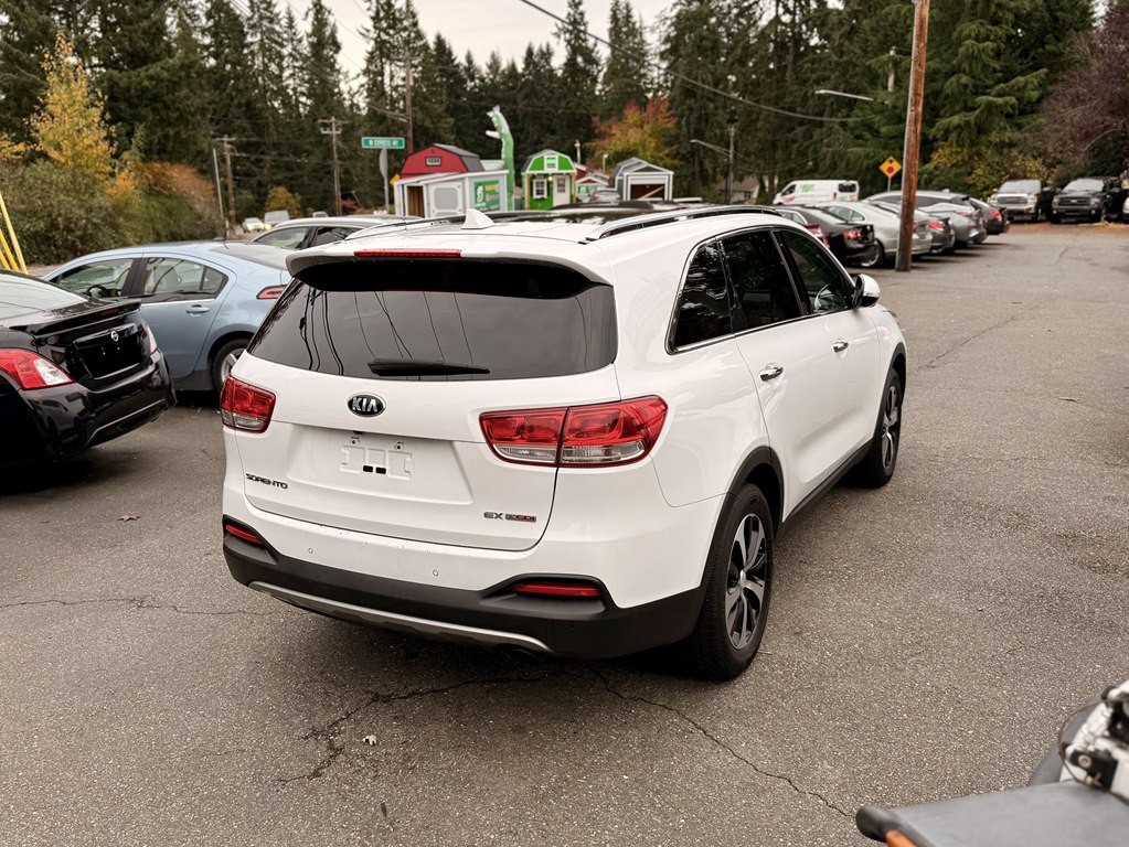 2016 Kia Sorento Image 6
