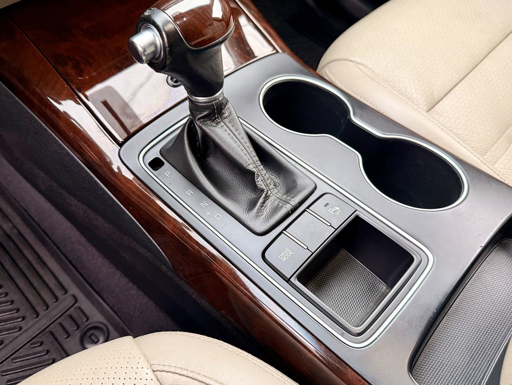 2016 Kia Sorento Image 19