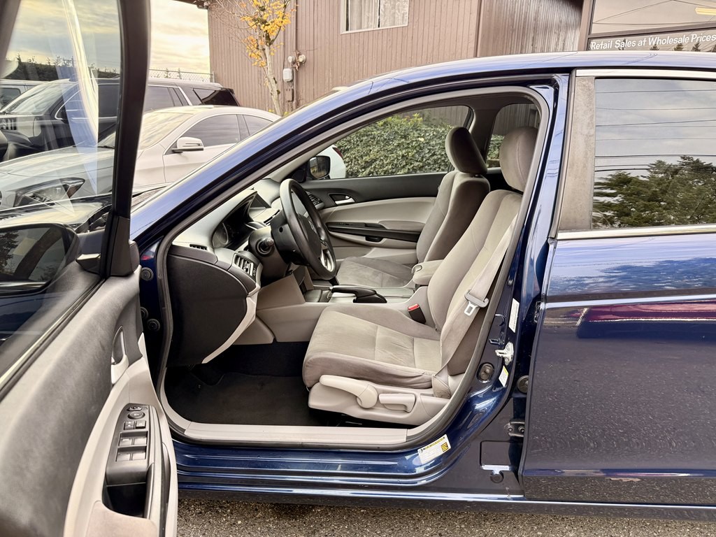 2012 Honda Accord Image 10
