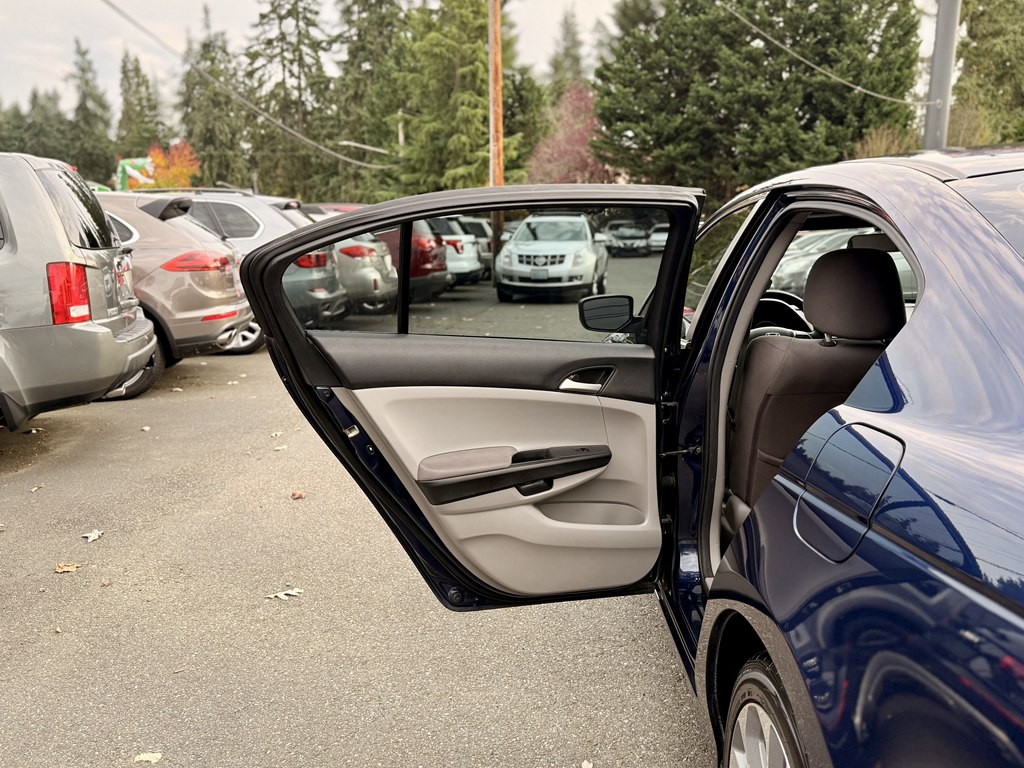 2012 Honda Accord Image 21