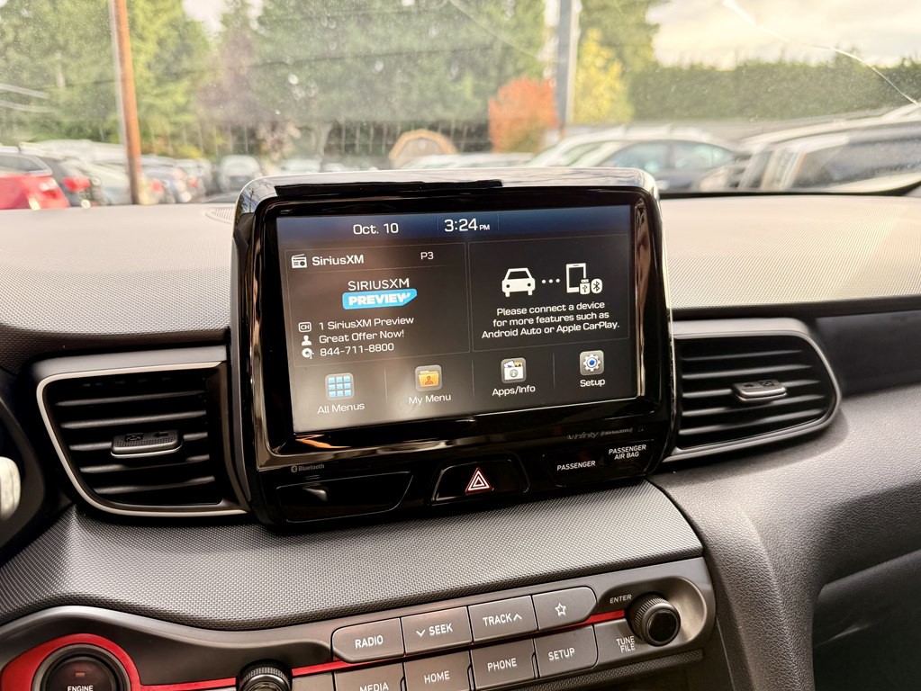 2020 Hyundai Veloster Image 17