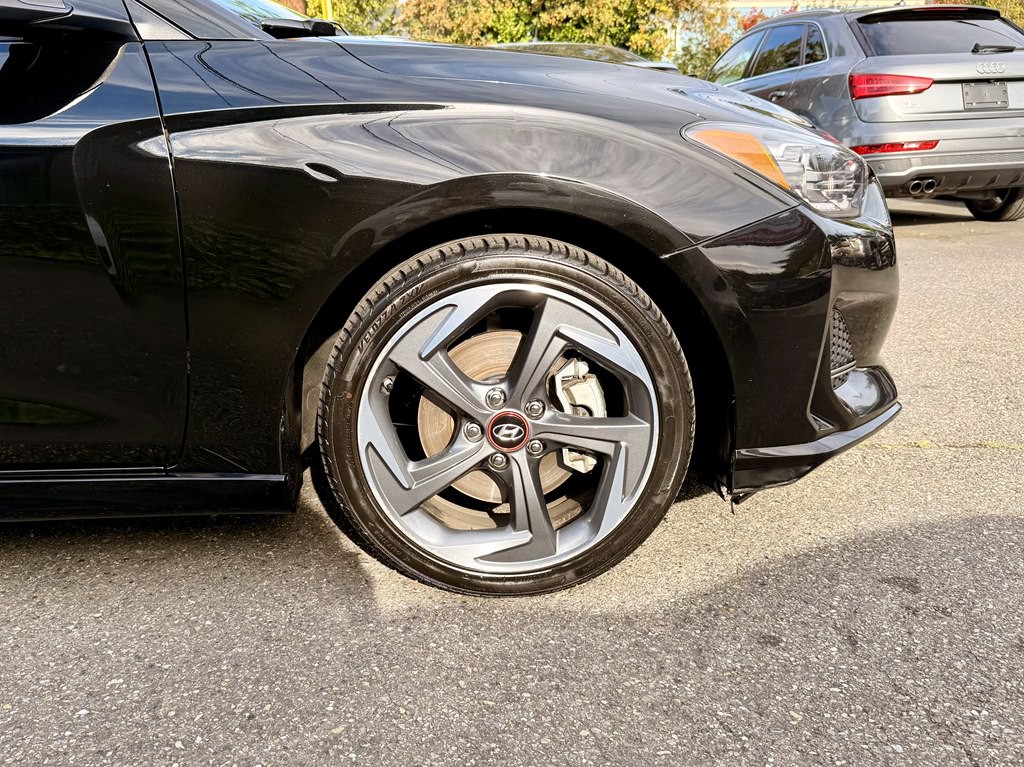 2020 Hyundai Veloster Image 30