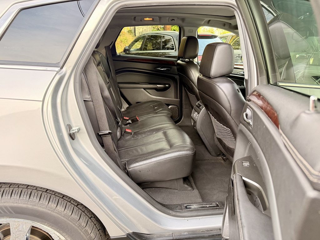 2012 Cadillac SRX Image 13