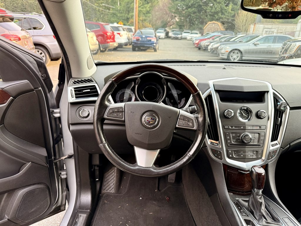 2012 Cadillac SRX Image 17