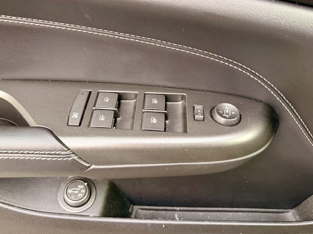 2012 Cadillac SRX Image 20