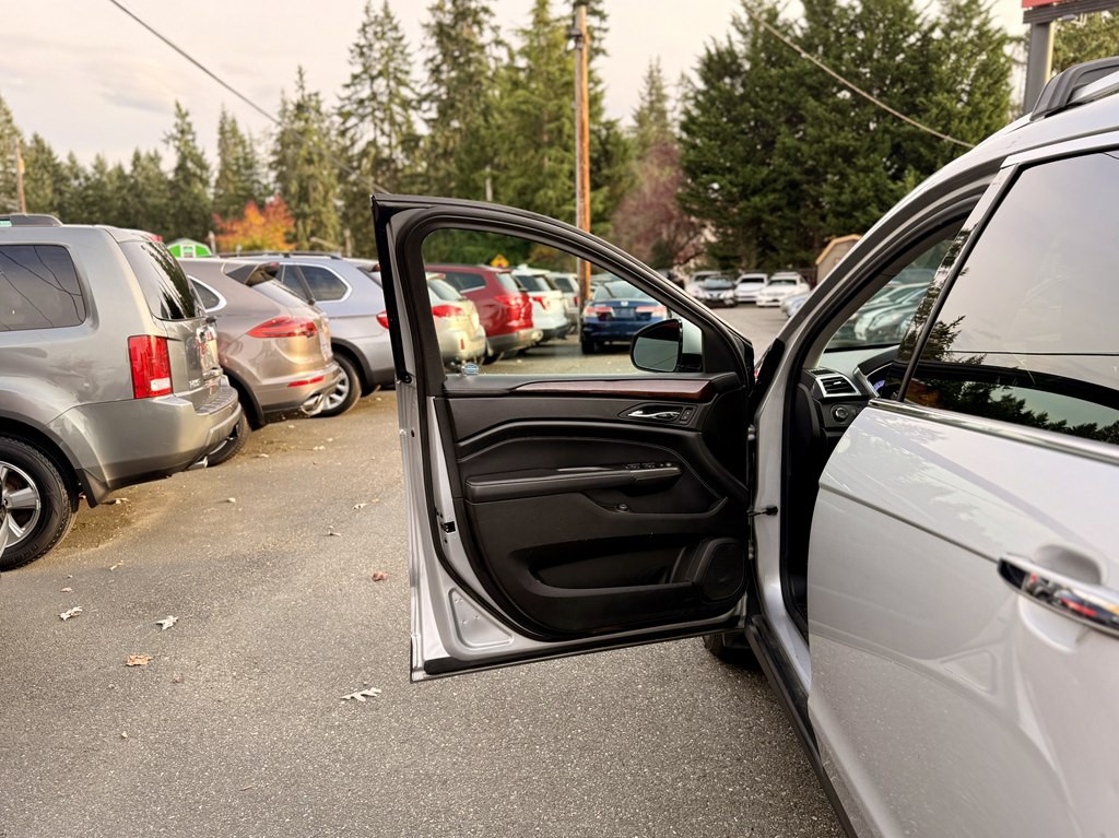 2012 Cadillac SRX Image 23