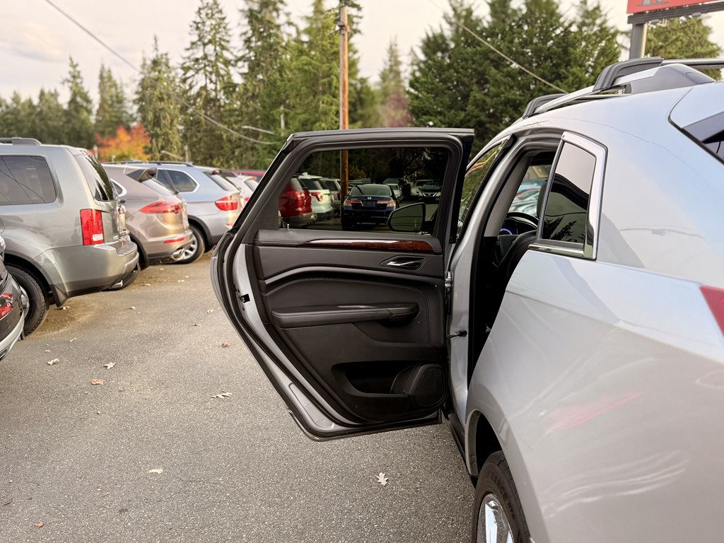 2012 Cadillac SRX Image 24