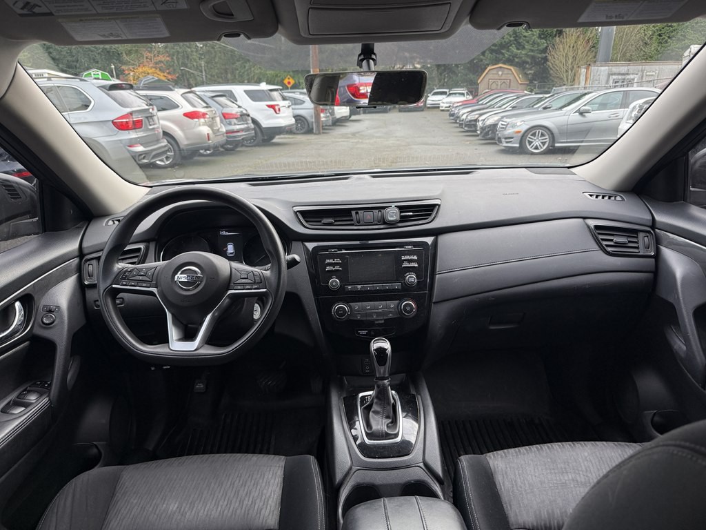 2017 Nissan Rogue Image 14