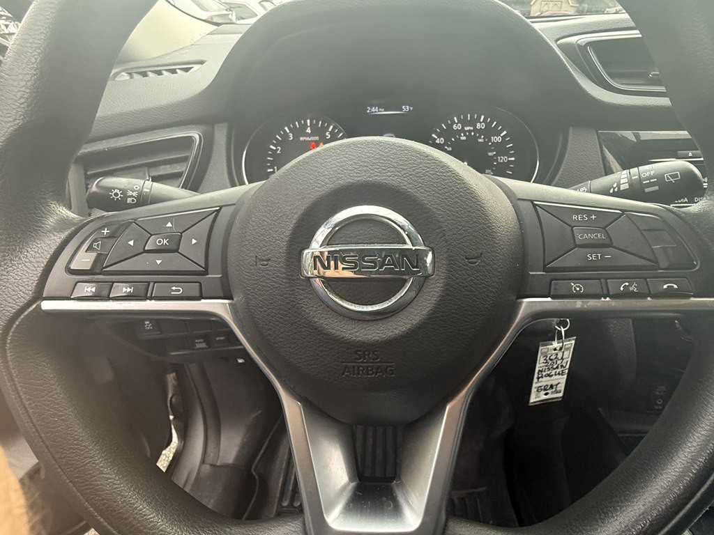 2017 Nissan Rogue Image 19