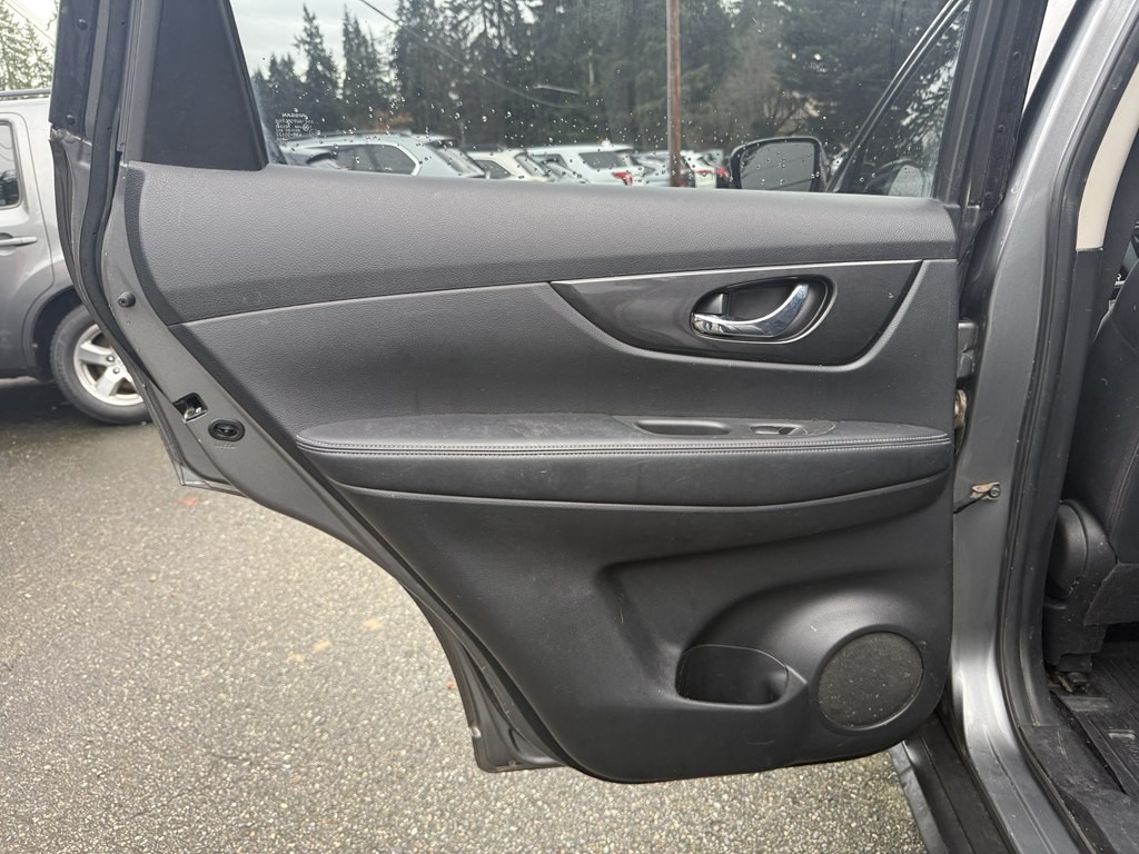 2017 Nissan Rogue Image 22