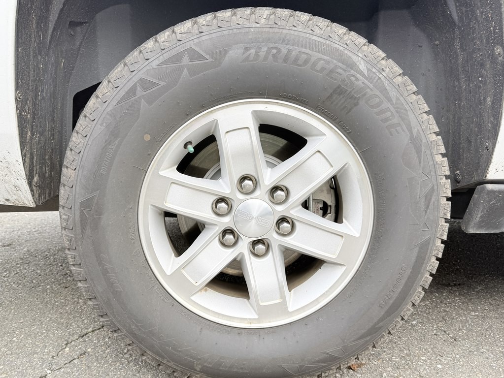 2012 GMC Yukon Image 32