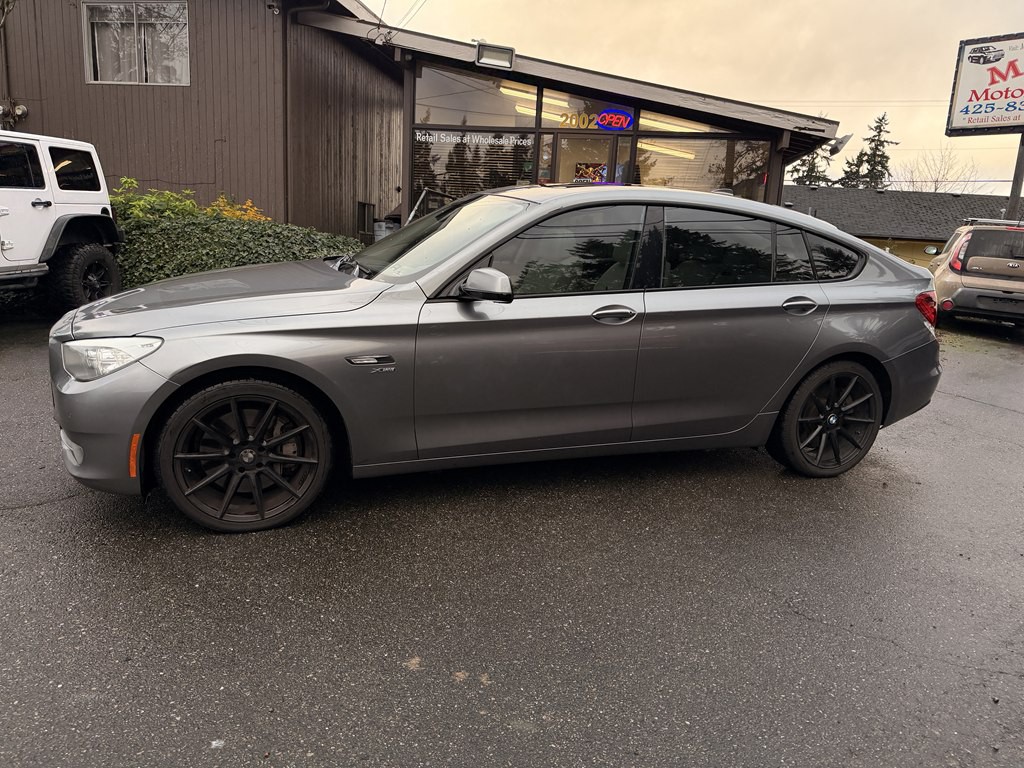 2011 BMW 5 Series Image 5