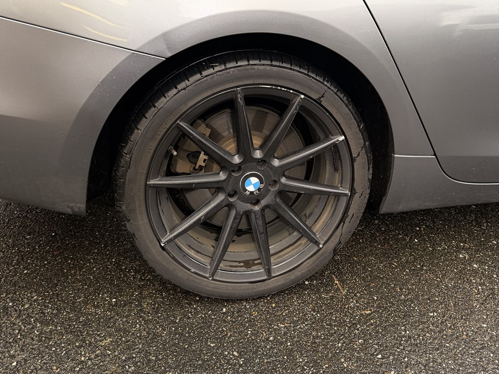 2011 BMW 5 Series Image 30