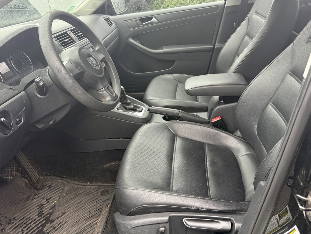 2014 Volkswagen Jetta Image 9