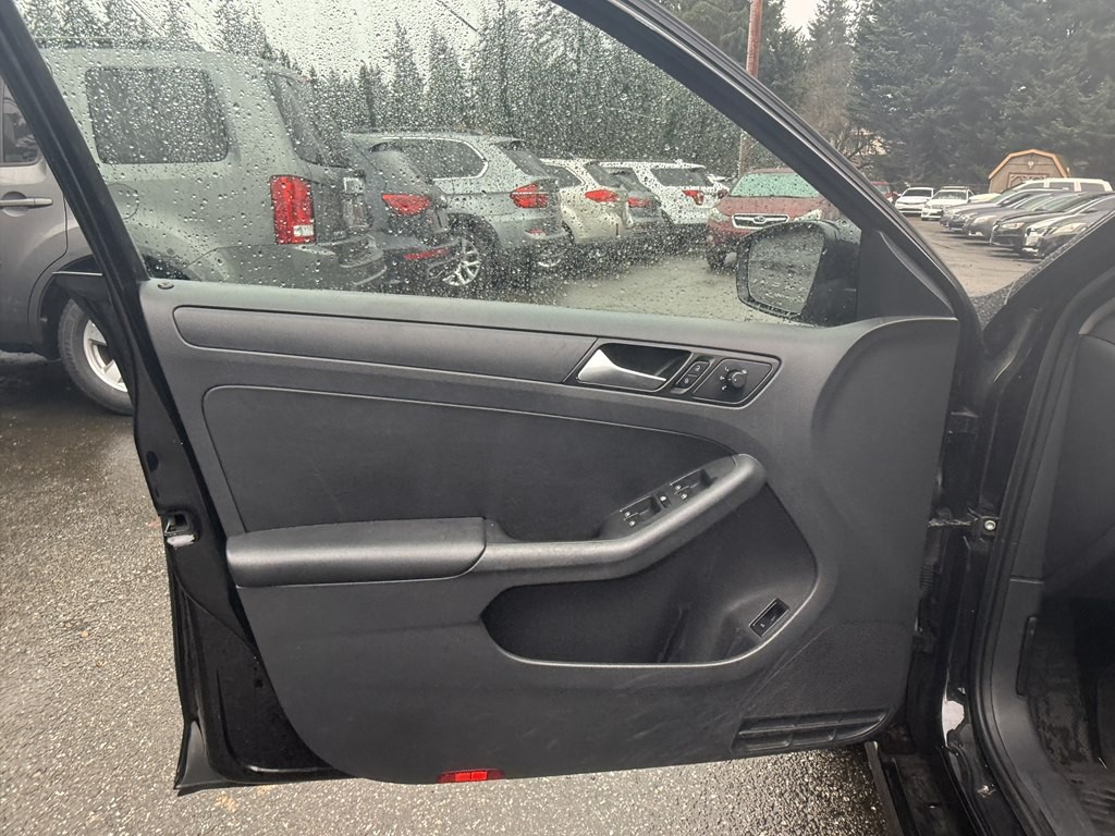 2014 Volkswagen Jetta Image 19