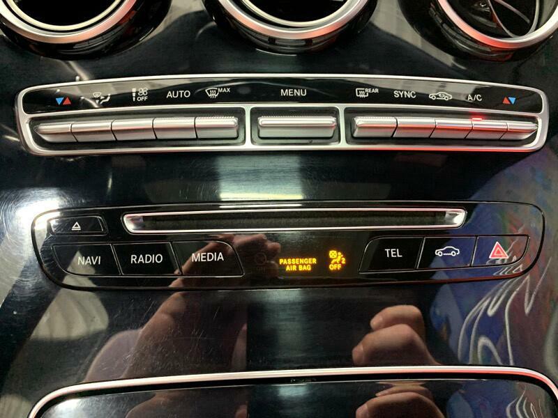 2017 Mercedes-Benz C-Class Image 22