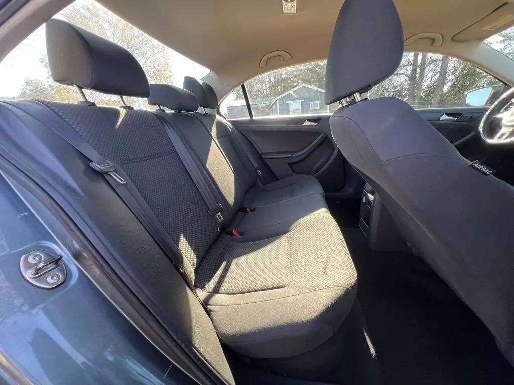 2014 Volkswagen Jetta Image 11