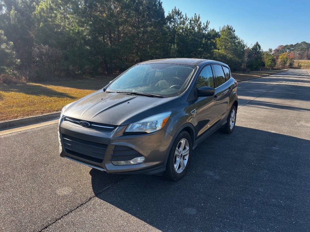 2016 Ford Escape Image 2