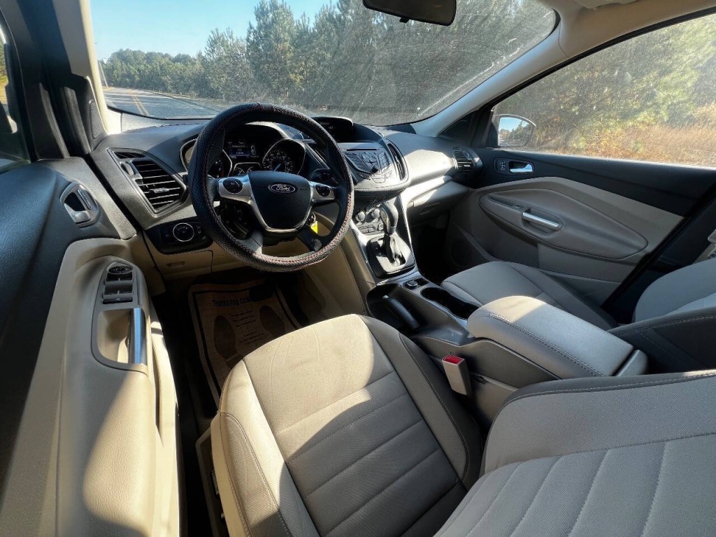 2016 Ford Escape Image 11