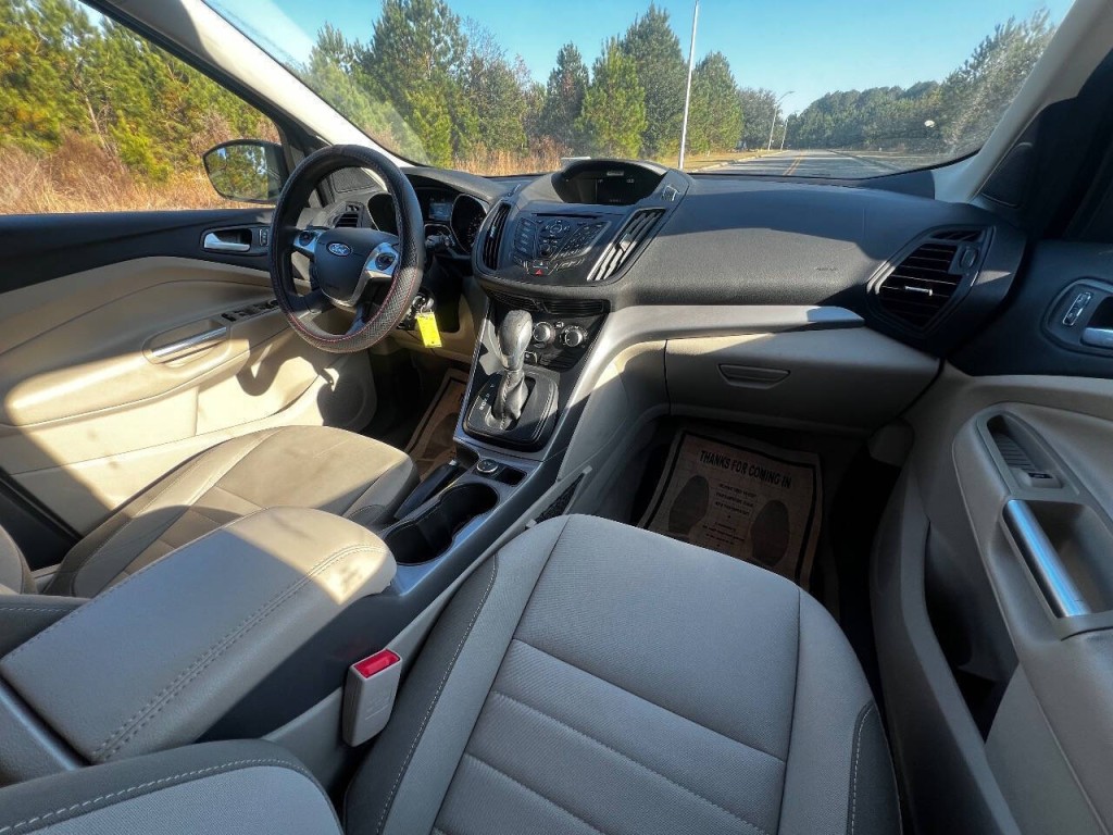 2016 Ford Escape Image 14