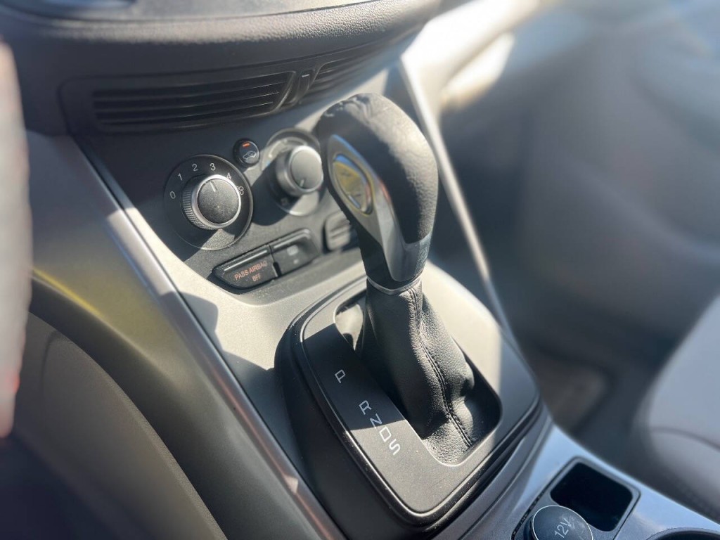 2016 Ford Escape Image 21