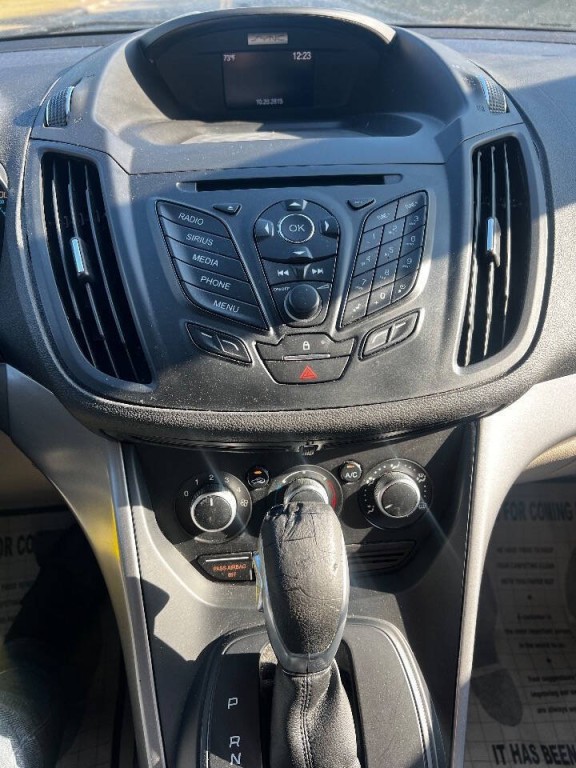 2016 Ford Escape Image 22