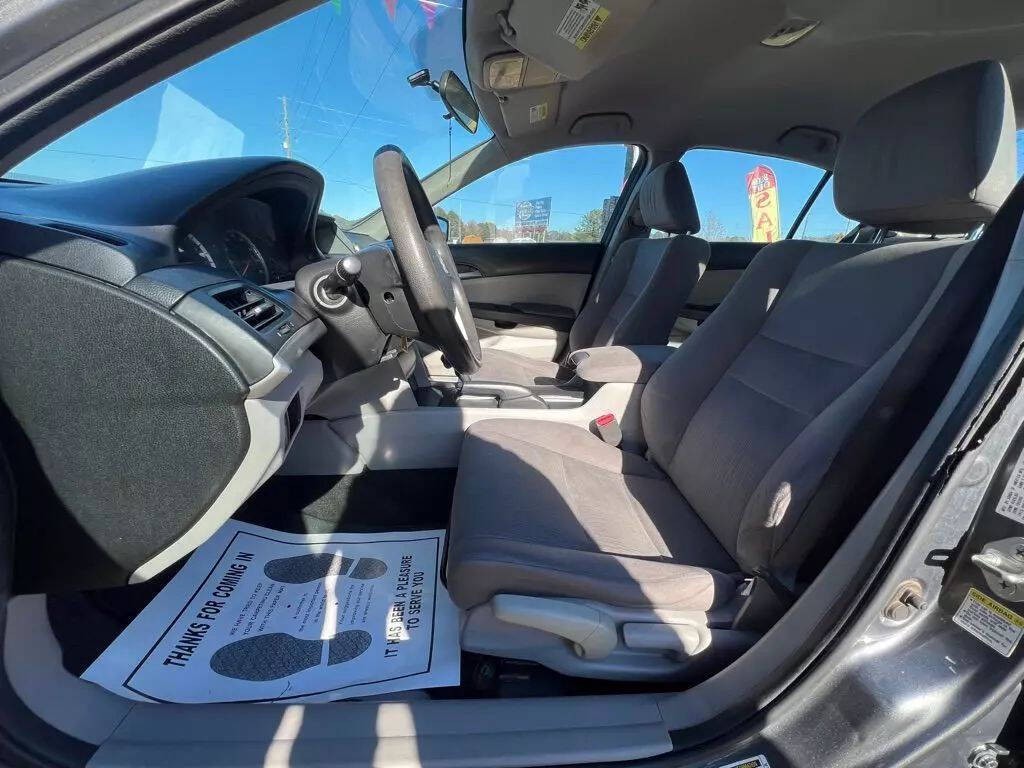 2012 Honda Accord Image 10