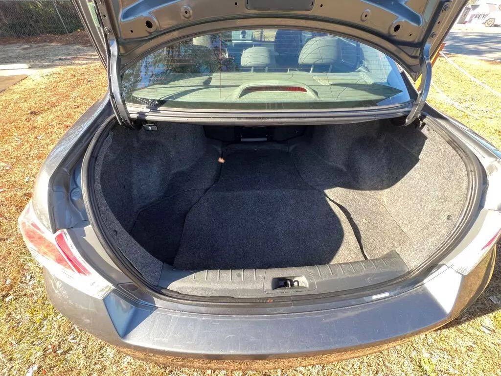 2012 Honda Accord Image 13