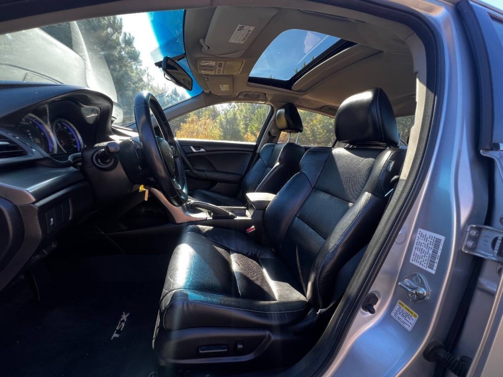 2014 Acura TSX Image 9