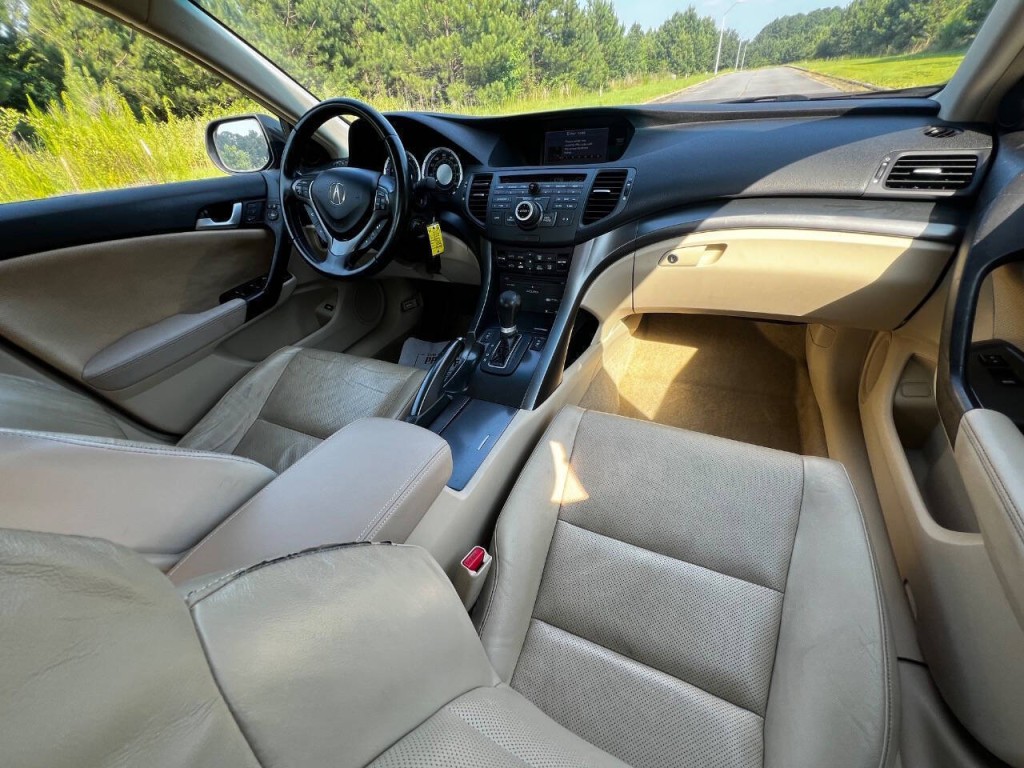 2012 Acura TSX Image 16