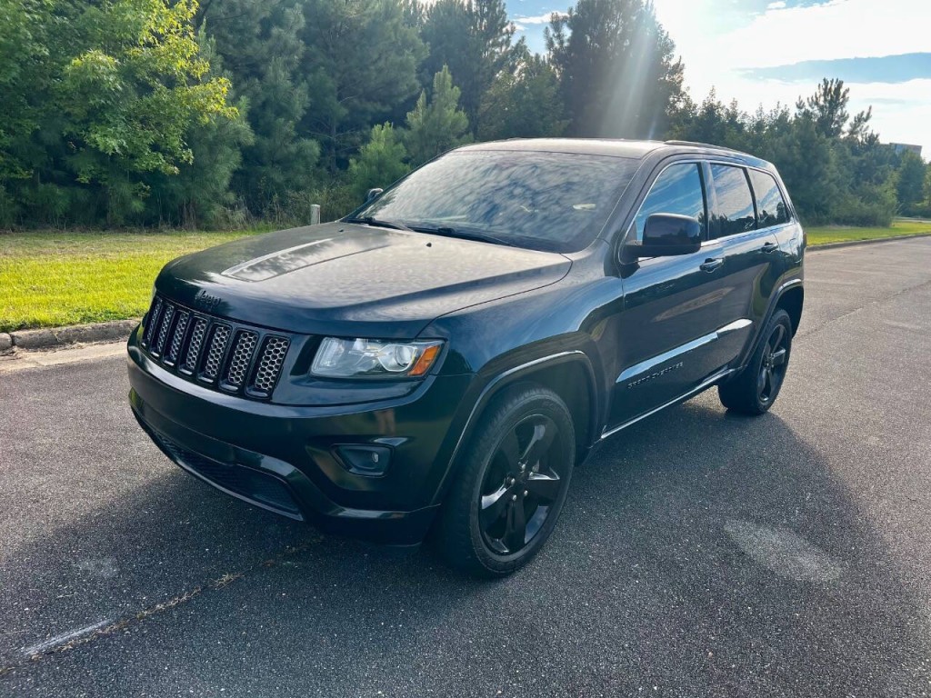 2014 Jeep Grand Cherokee Image 2