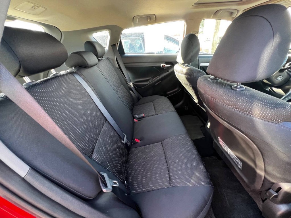 2009 Pontiac Vibe Image 14