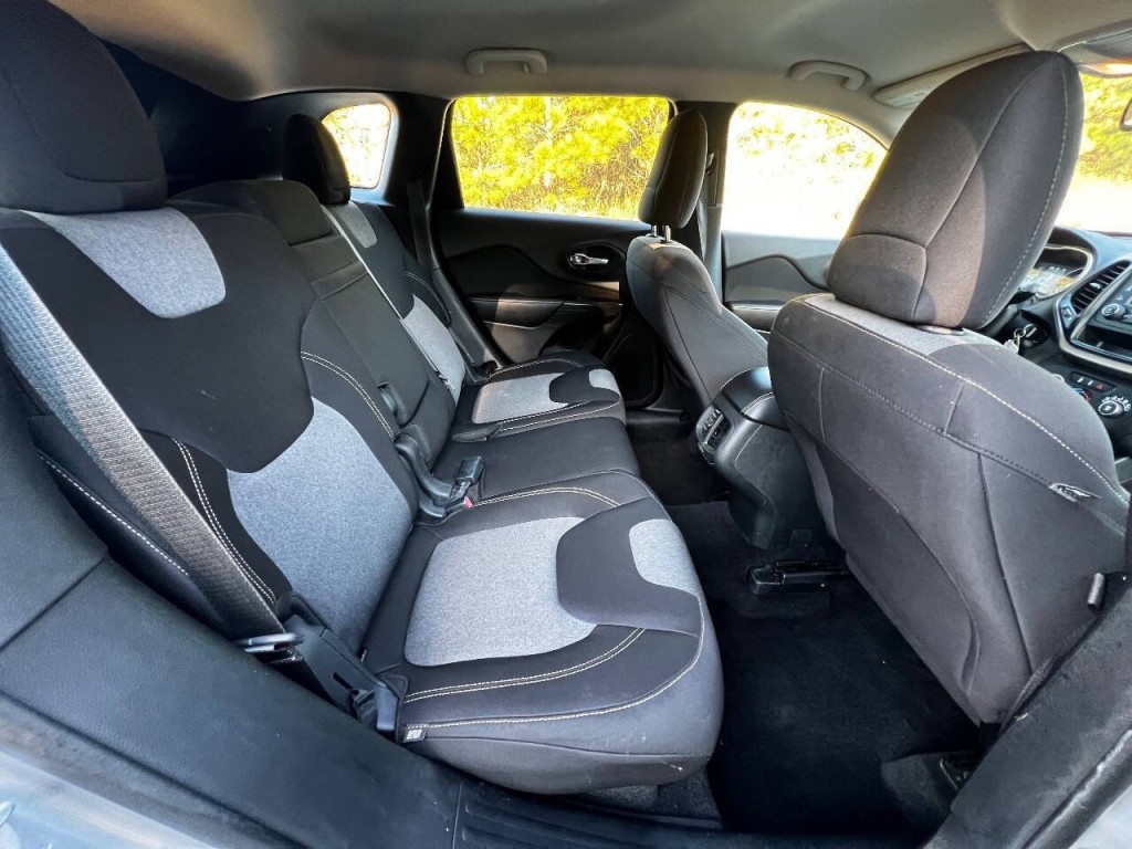 2014 Jeep Cherokee Image 14