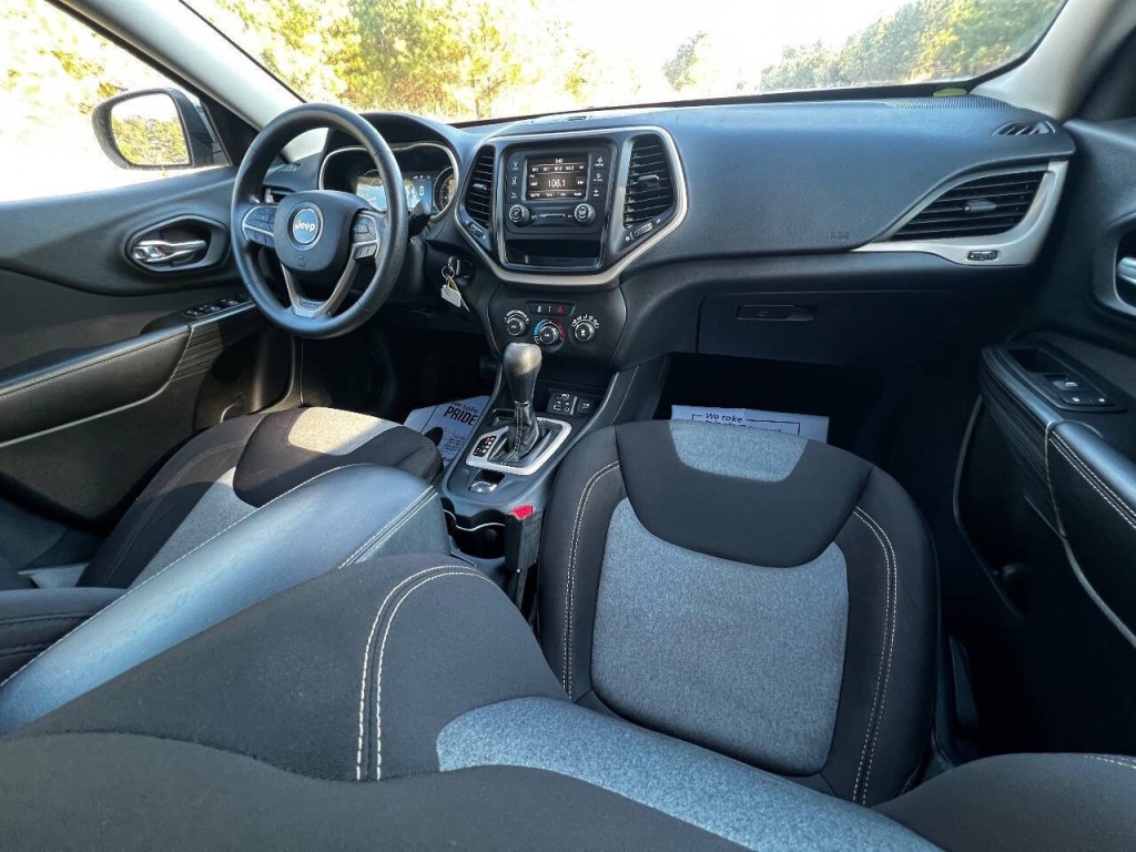 2014 Jeep Cherokee Image 15