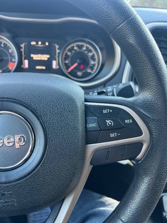 2014 Jeep Cherokee Image 20