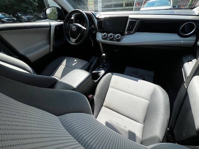 2014 Toyota Rav4 Image 12