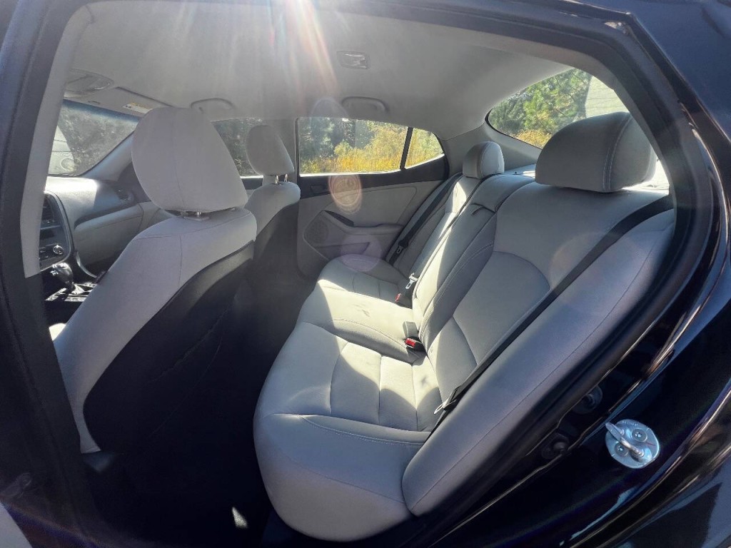 2013 Kia Optima Image 12